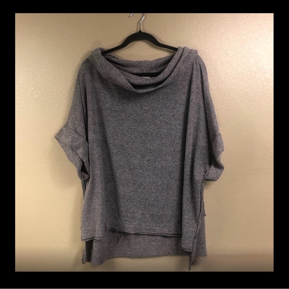 Anthropologie Gray Women's Top by Easel